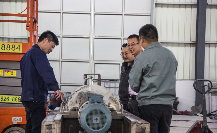 節(jié)能型雙電機臥螺離心機研發(fā)成功(圖1) 節(jié)能型雙電機臥螺離心機研發(fā)成功(圖1)